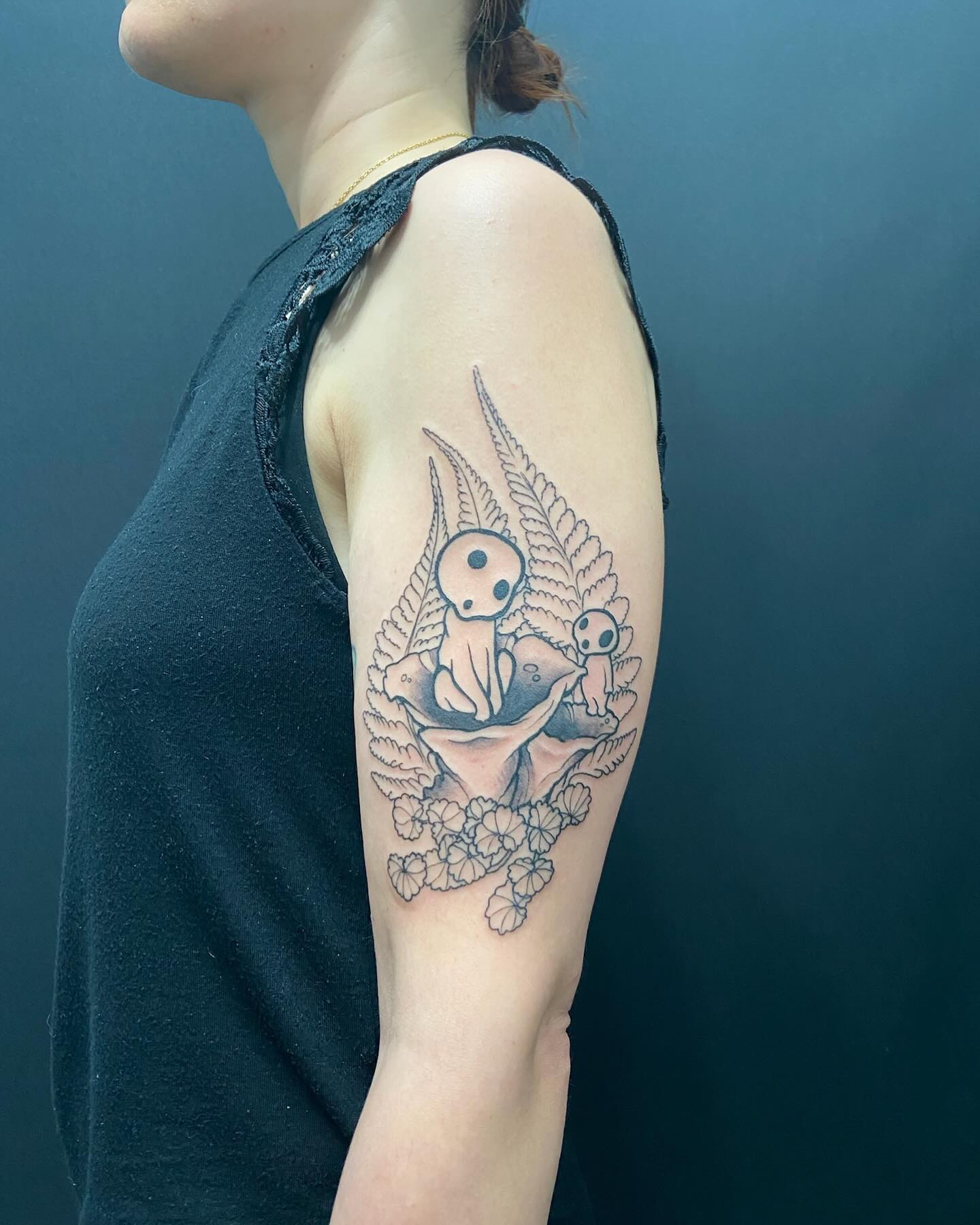 #tattoo #tattooideas #tattoodesign #leipzigtattoo #leipzigtattooartist #leipzigtattoostudio #tattoostyle #newschooltattoo #abstrakttattoo #wannadotattoo #tattooart #tattooideas #aquarelltattoo #believatattoo #bodyculttattoo #borna #bornatattooartist #bornatattoo #tattooborna #tattoostudioborna #blackandgreytattoo #abstrakttattoo